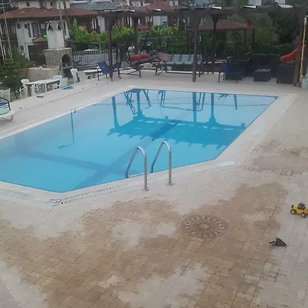 Incilikonak Hotel Ula