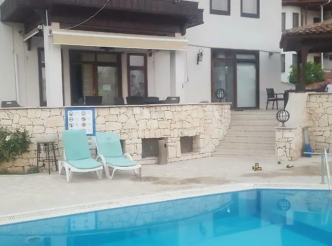 Incilikonak 호텔 Ula