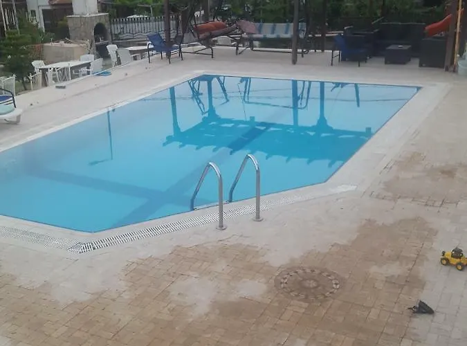 Incilikonak 호텔 Ula