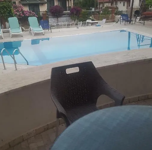 Incilikonak 호텔 *