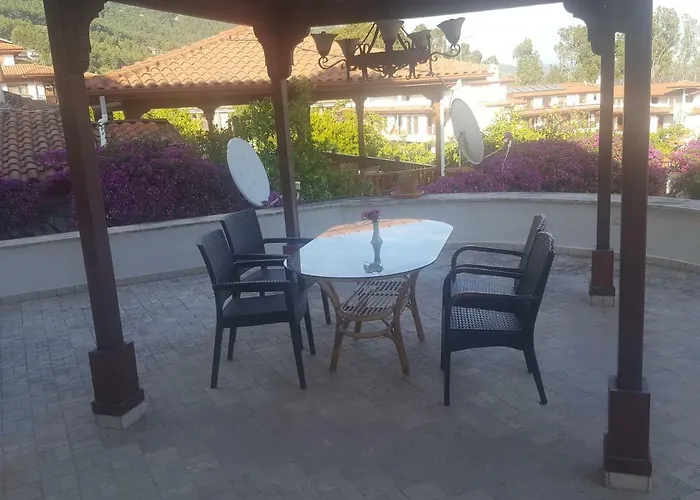 Incilikonak 호텔 Ula